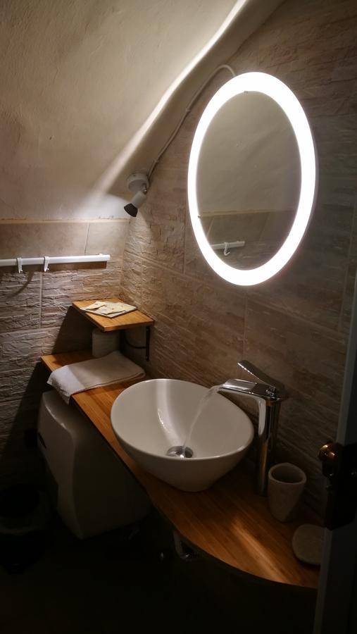 Domus Vinaria 3* Naples