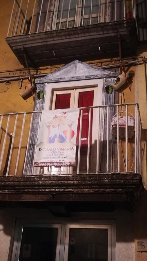 Bed & Breakfast Domus Vinaria Naples